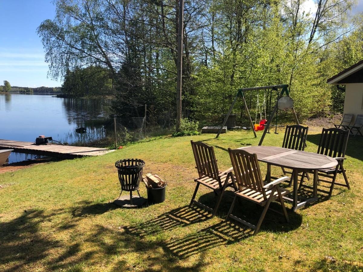 Naturskoent Boende Vid Sjoe Skånes Fagerhult エクステリア 写真
