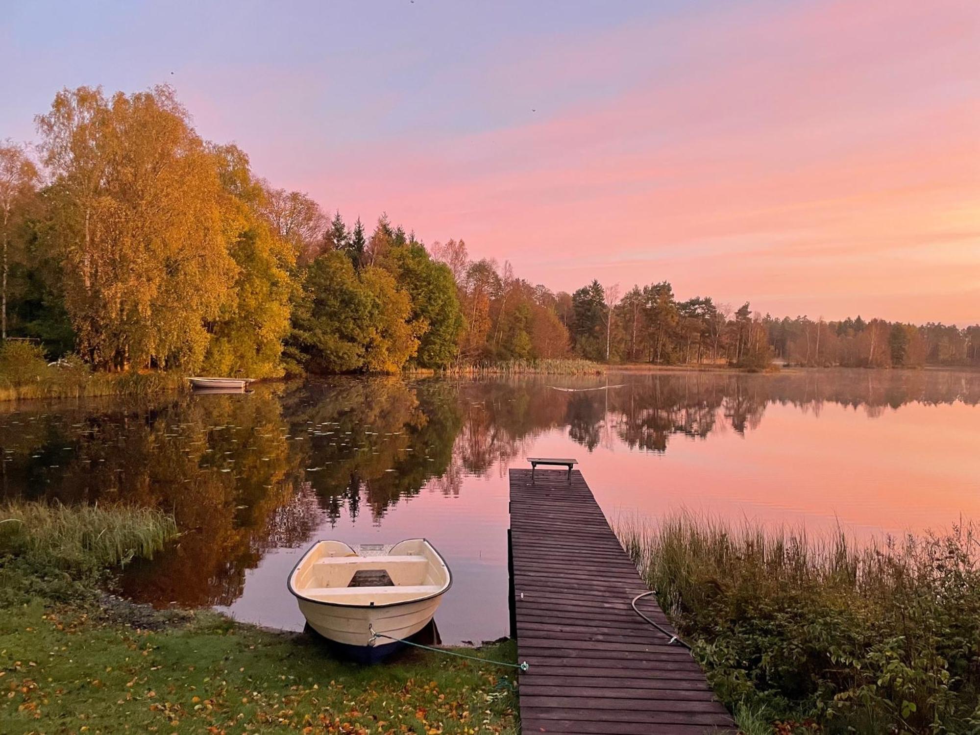 Naturskoent Boende Vid Sjoe Skånes Fagerhult エクステリア 写真