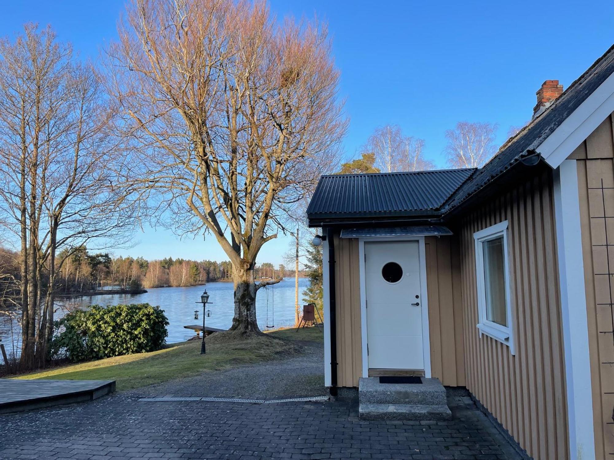 Naturskoent Boende Vid Sjoe Skånes Fagerhult エクステリア 写真